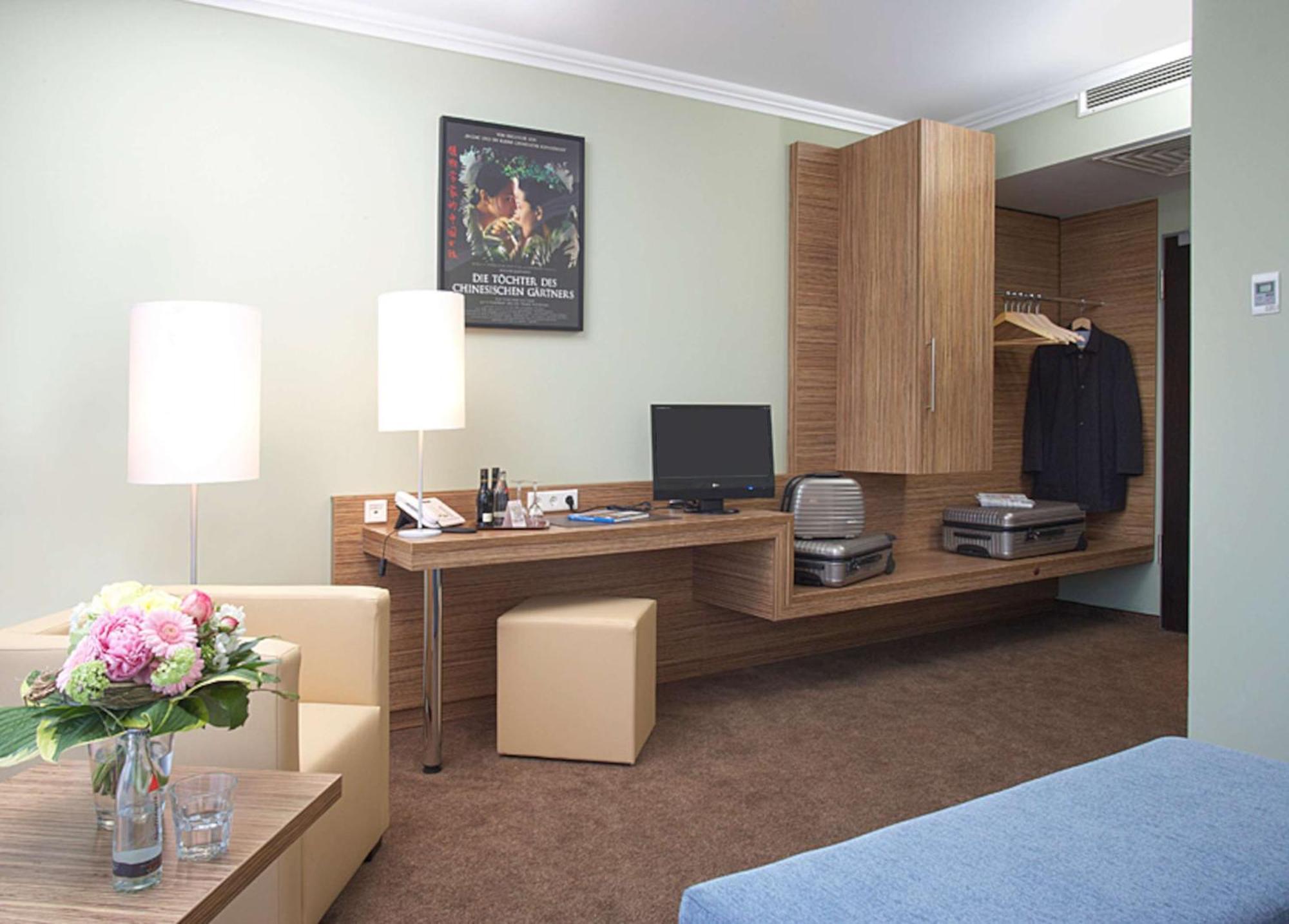 Hotel Central Regensburg Citycentre, Sure Hotel Collection By Best Western Esterno foto