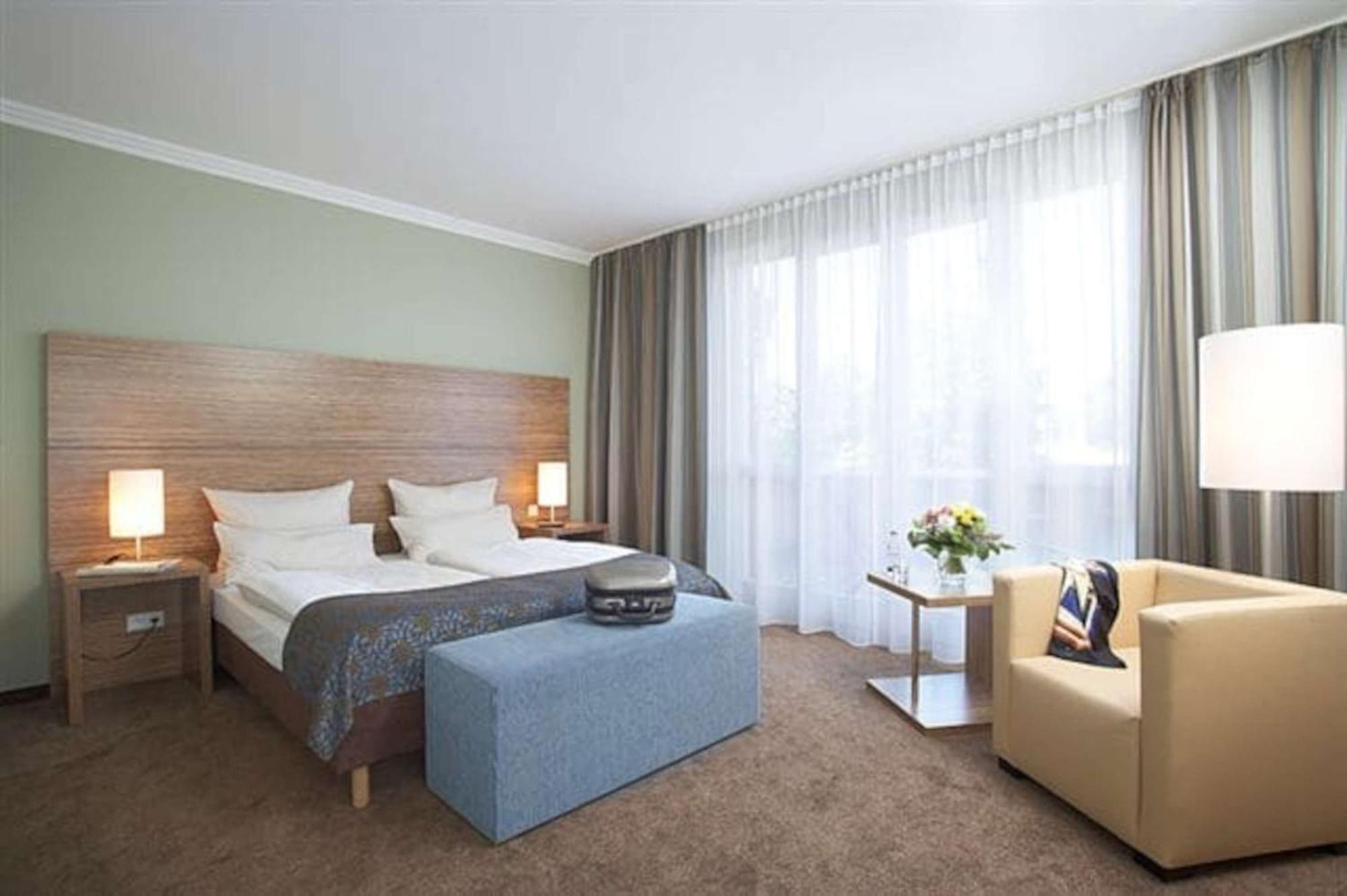 Hotel Central Regensburg Citycentre, Sure Hotel Collection By Best Western Esterno foto