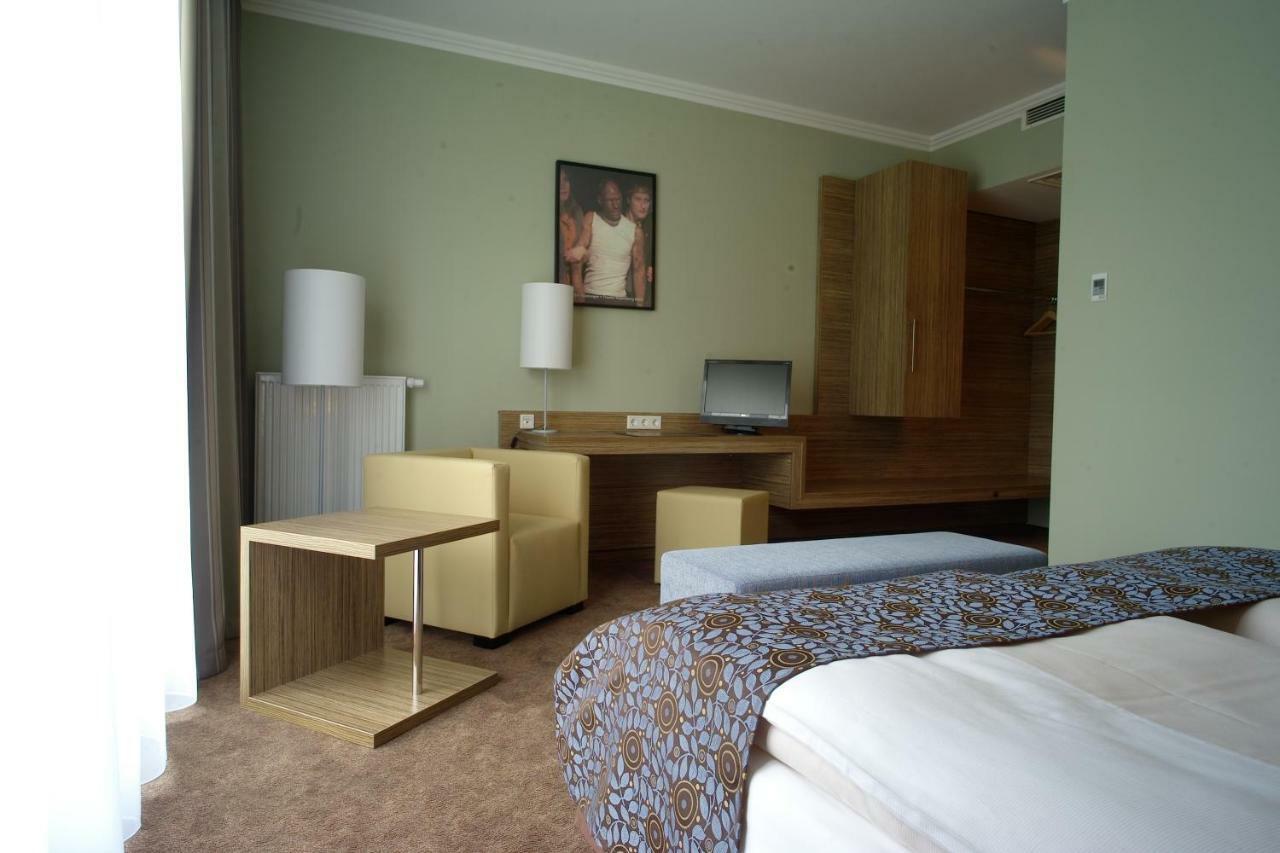 Hotel Central Regensburg Citycentre, Sure Hotel Collection By Best Western Esterno foto